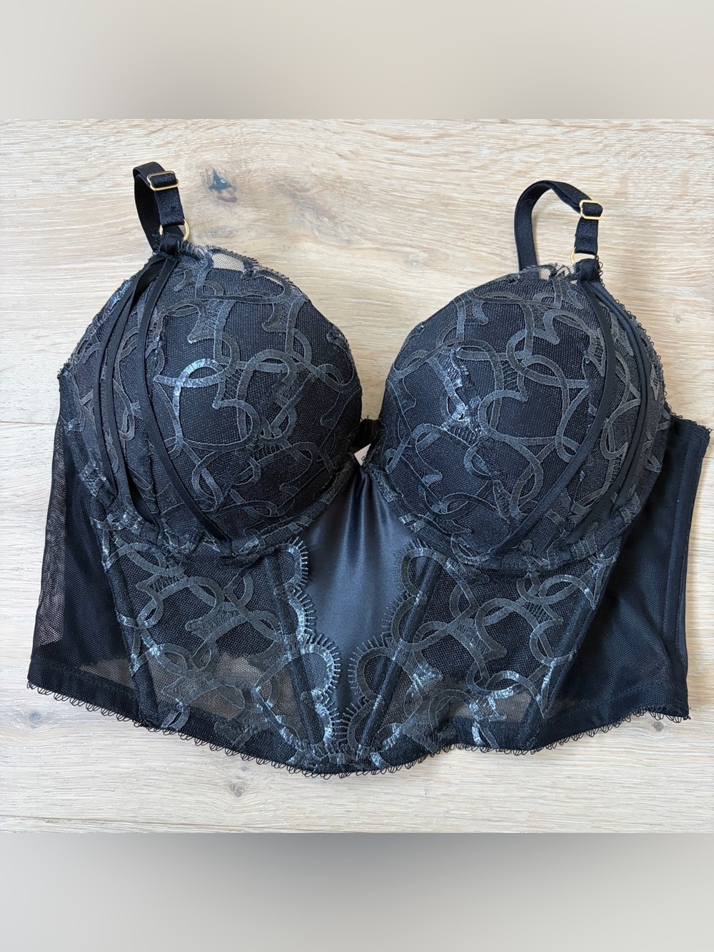 Victoria’s Secret Very Sexy Push Up Longline Bra Black Lace Mesh 36C NWOT*A15